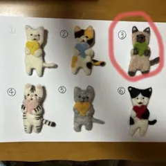 羊毛フェルト【猫ブローチ①白ねこちゃん】ハンドメイド - メルカリ