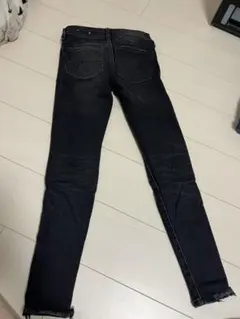 AMERICAN EAGLE ブラックスキニーダメージデニム 00 SHORT