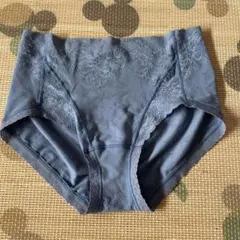 Item thumbnail for item c08d98e9-26dd-40d1-86fc-65a4d9c4f1ba