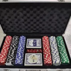 値下げしました　カジノセット　ブラックジャック　ルーレット　アルミケース入り