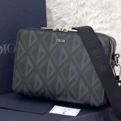 新品同様✨DIOR ディオール カメラバッグ ショルダーバッグ ダイヤモンドのサムネイル