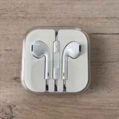 未使用アップル 純正 3.5mm iPhone 有線イヤホン