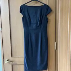 QUEENS COURT 半袖ひざ丈ワンピース 2サイズ ダークグレー