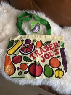 トレーダージョーンズ　エコバッグ　フルーツ柄