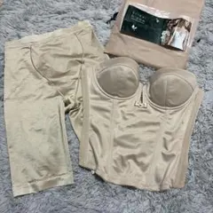 美品　ブライダルインナー　D75 M bloom