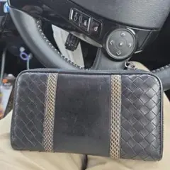 ボッテガヴェネタ長財布 ジッピーウォレット イントレチャート パイソン レザー