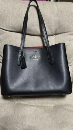 コーチ テイタム 40 トートバッグ 肩掛け チャーム レザー ブラック