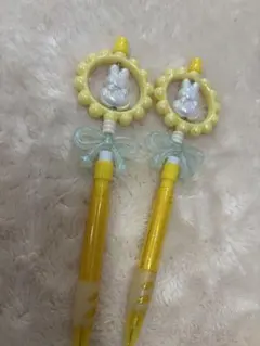 ウサギモチーフのイエローシャーペン2本セット