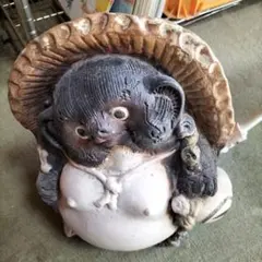 たぬきの置物