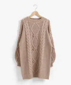 マジェスティックレゴン　ポンポン付ケーブルワンピース