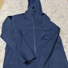 ネイビー フルジップ フード付き ユニクロブロックテックパーカー