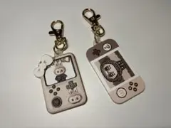 ラブブ　ゲーム機型キーホルダー