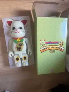 ベアブリック　bearbrick　招き猫　白 ✕ 緑　黒 ✕ 黄 400%セット BE@RBRICK 招き猫 黒×黄 白×緑 100％ & 400％ セット