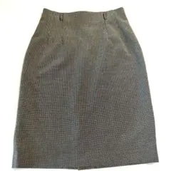 白と黒のドット柄タイトスカート　Ｓ M