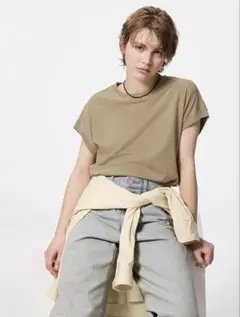 GU ジーユー ウォッシュドT ベージュ