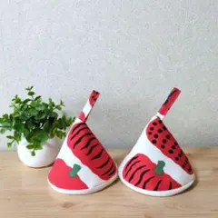 三角鍋つかみ⭐️かぼちゃ柄　白のサムネイル