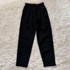 ZARA　ウールタックテーパードパンツ　XS　ブラック　スラックス◆A1393