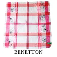 【未使用品/シール付】BENETTON ベネトン　花柄チェックハンカチ ピンクのサムネイル