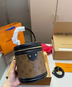 ルイ・ヴィトン ショルダーバッグ カンヌ