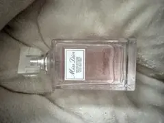 Miss Dior Silky Body Mist 100mlのサムネイル