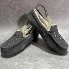 UGG アグ モカシンスリッポンAnsley Studded スタッズ 23cm