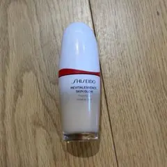 資生堂 SHISEIDO ファンデーション SKIN GLOW 250