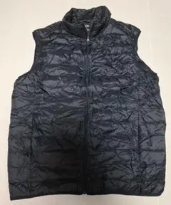 ほぼ未使用！UNIQLO ユニクロ　ウルトラライトダウンキルティングベストXL