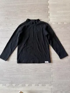 西松屋110 ブラック長袖カットソー