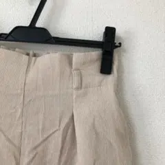 【新品未使用】コーデュロイワイドパンツのサムネイル