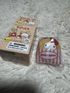 ちびっとも　おかず　サンリオ　ハローキティ