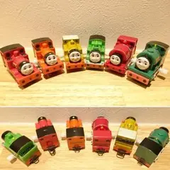 ☾カプセルプラレール☽  煙突折れ 6体 セット [バラ売り不可]のサムネイル