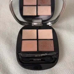 コスメデコルテ　スキンシャドウ　デザイニングパレット06