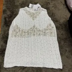 ZARA ノースリーブニット 白
