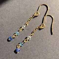 小さなピアス スワロフスキークリスタル ステンレスピアス