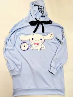 シナモン　サンリオ　しっぽ付きリボンパーカーワンピース
