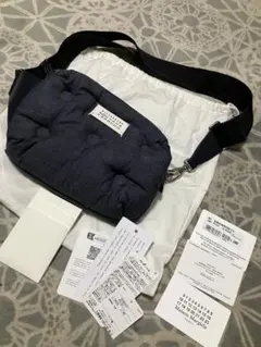 メゾンマルジェラ　グラムスラム　スポーツボディカメラバッグ　ブルーグレー