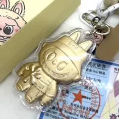 最終値下げ中　LABUBU金色ストラップチャーム箱付き
