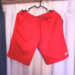 ヨネックス ショートパンツ赤