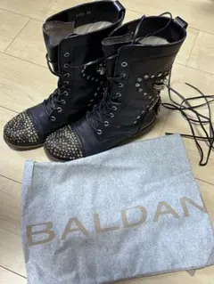 BALDAN バルダン スタッズ レザーブーツ 39 黒 保存袋付きのサムネイル