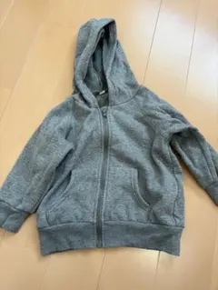 ☆美品☆ グレー フード付きジップアップパーカー 90サイズ