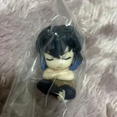 鬼滅の刃　肩ズンfig ガチャガチャ　嘴平伊之助