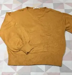 マジェスティックレゴン　ニット　Uネック　ぽわん袖　M