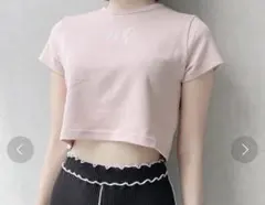 リルリリー lilLilly ロゴ刺繍 クロップドTシャツ ピンク 半袖Tシャツ