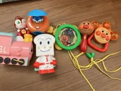 アンパンマン、ポッポちゃん、食パンマン 、コキンちゃんおもちゃセット