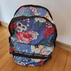 美品　DIANA FRANCIS 花柄リュック　　軽量