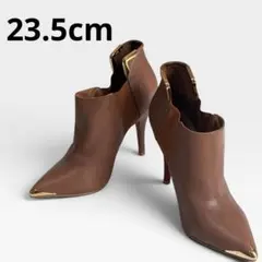 ショートブーツ ブラウン 23.5 ポインテッドトゥ ピンヒール ゴールド金具