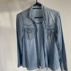 ☆デニムシャツ☆ダメージ加工 ☆ライトブルーM