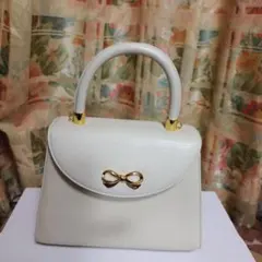 ハナエ・モリ　ホワイトハンドバッグ ゴールド留め具　2 WAY フォーマル