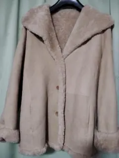 2025年最新】バーバリー ムートンの人気アイテム - メルカリ