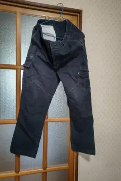 Item thumbnail for item 260e4b48-f138-4b19-a32d-d676ba886b3f